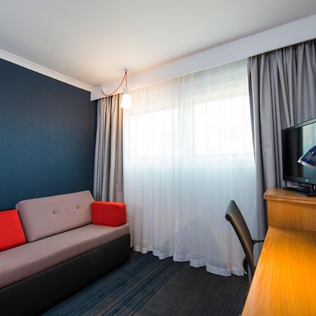 Holiday Inn Express Taunton East By Ihg Exteriér fotografie