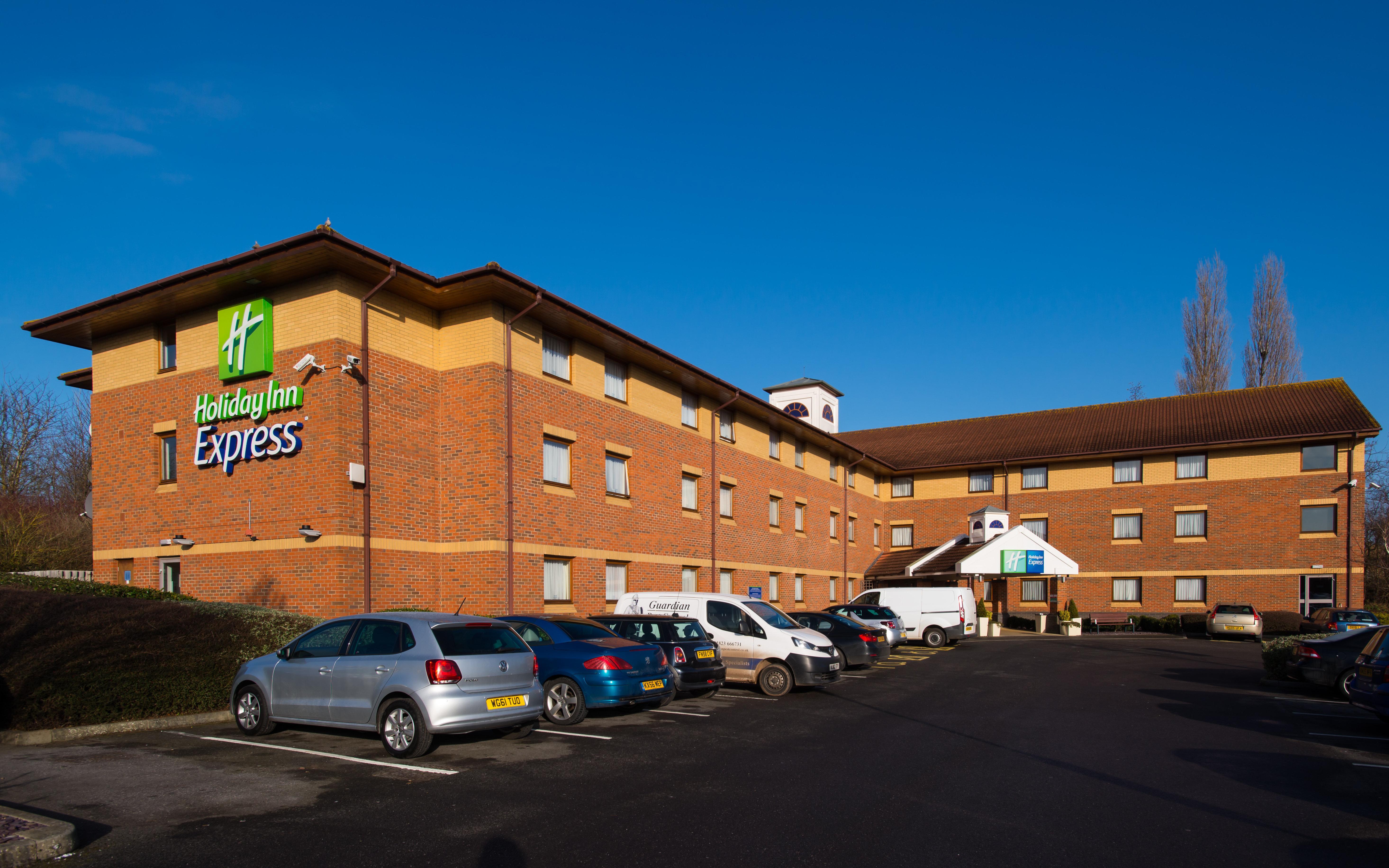 Holiday Inn Express Taunton East By Ihg Exteriér fotografie