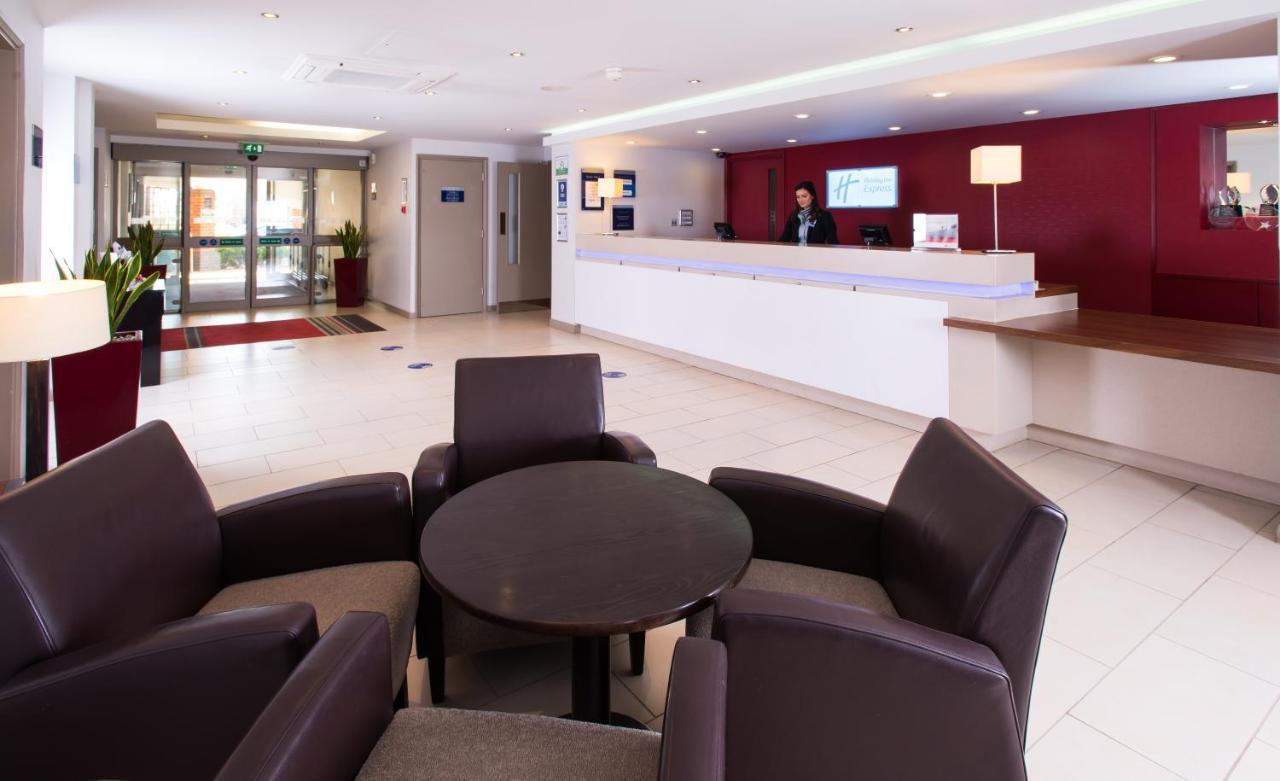 Holiday Inn Express Taunton East By Ihg Exteriér fotografie