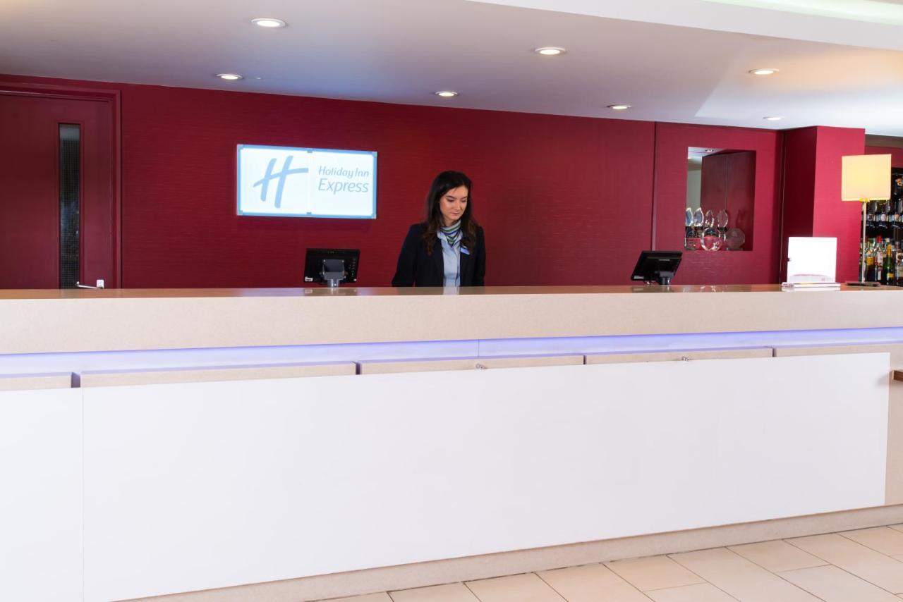 Holiday Inn Express Taunton East By Ihg Exteriér fotografie
