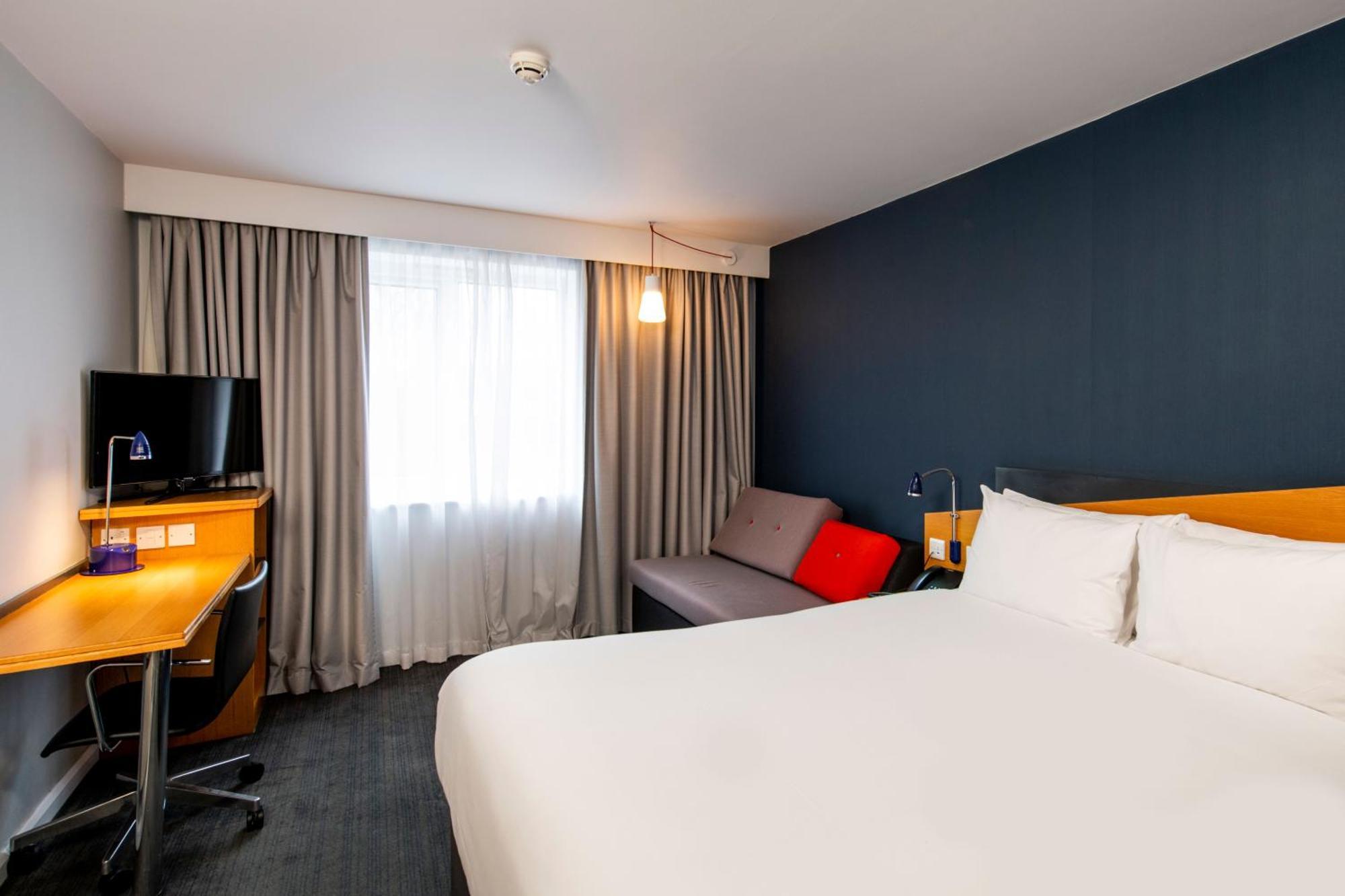 Holiday Inn Express Taunton East By Ihg Exteriér fotografie