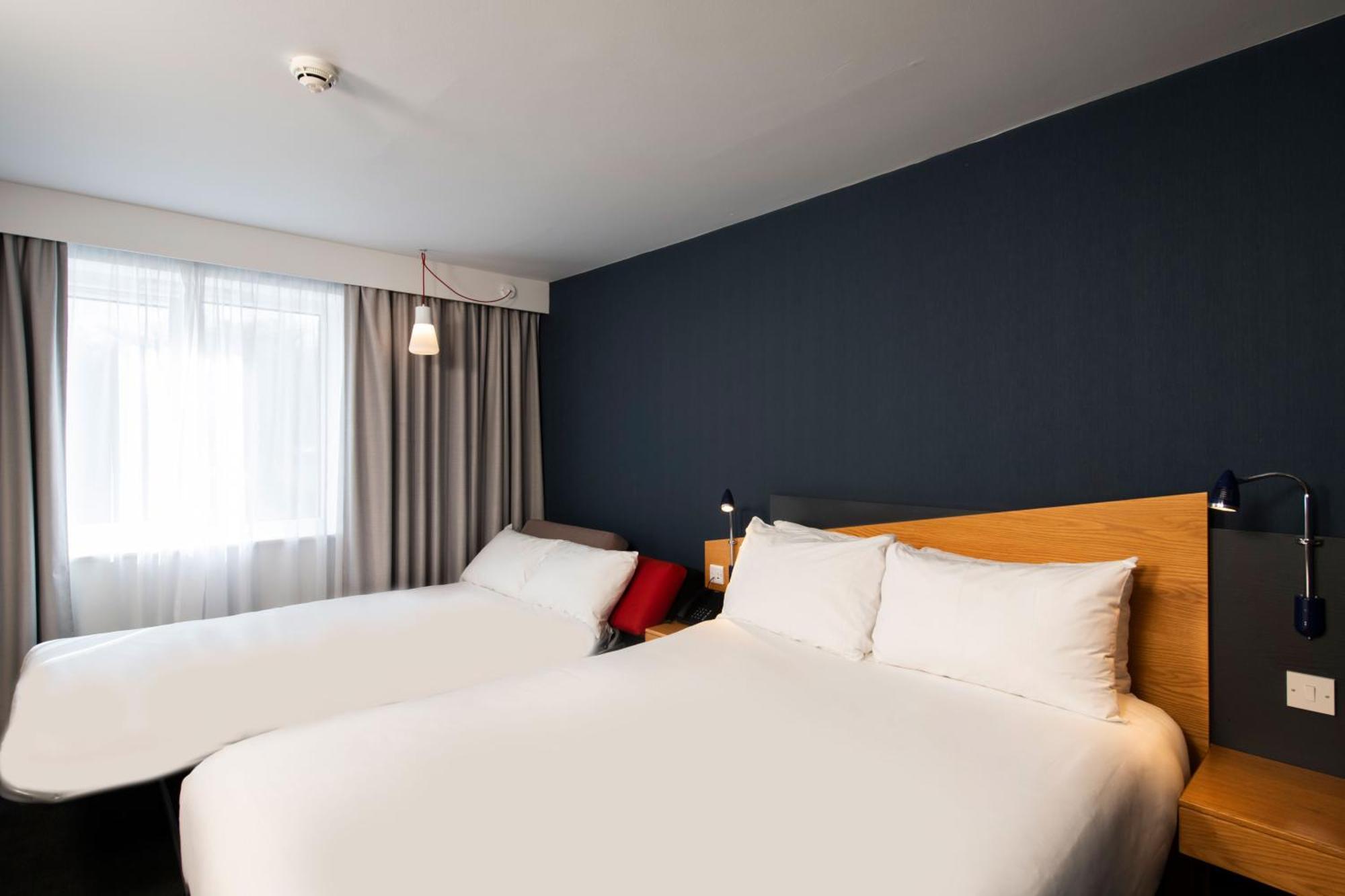 Holiday Inn Express Taunton East By Ihg Exteriér fotografie